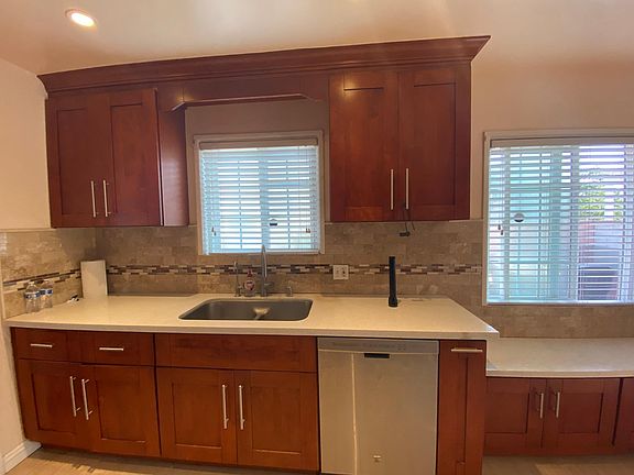 4th image of 11381 Morgan Ln