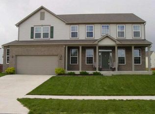 1186 Lexington Woods Dr, Avon, IN 46123