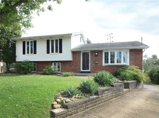 153 Cherrytree Rd, Carnegie, PA 15106