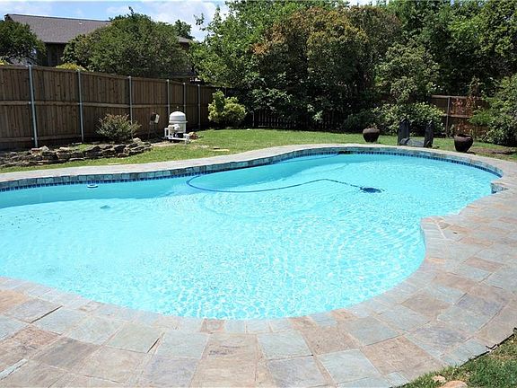 4th image of 13209 Whispering Hills Dr