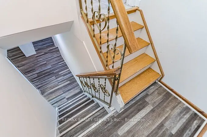 68 Rymal Rd E — Photo 1
