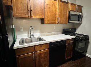 425-1201 S Courthouse Rd, Arlington, VA 22204