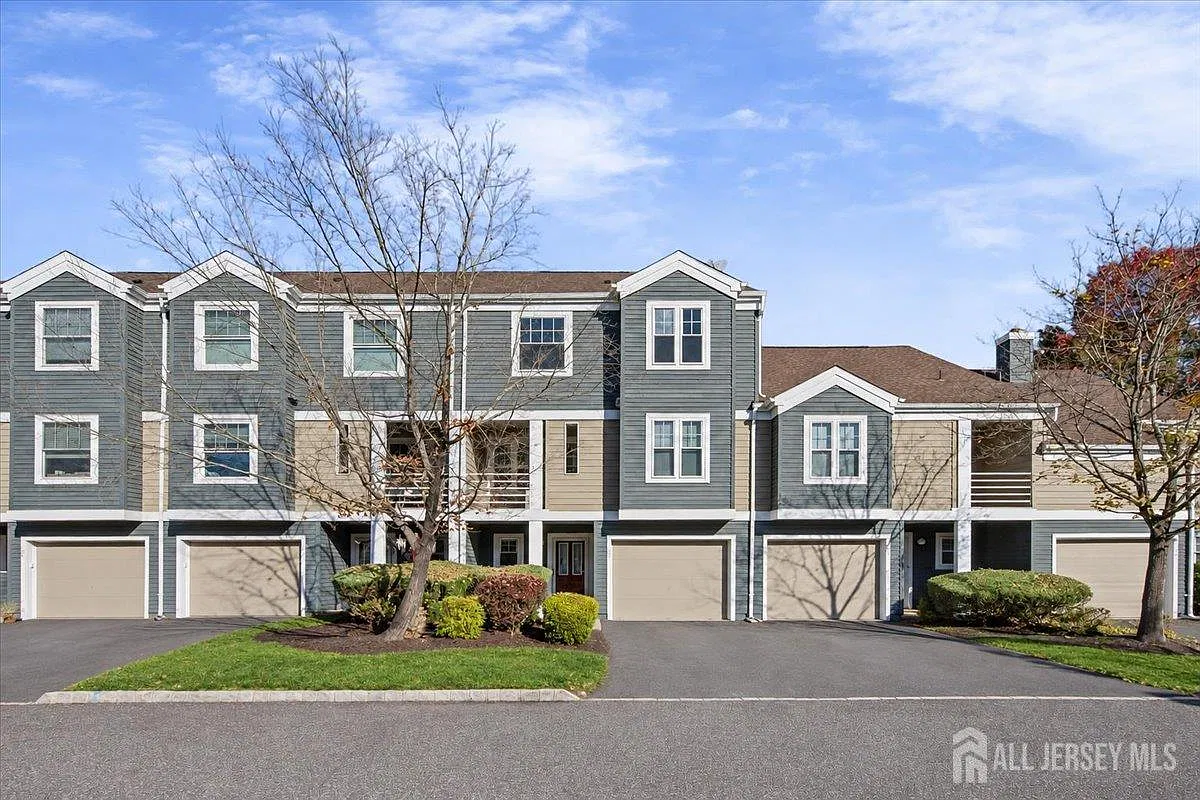 3 bed, 4.0 bath, $4,000 — Photo 1