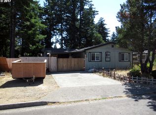 2188 12th St, Florence, OR 97439