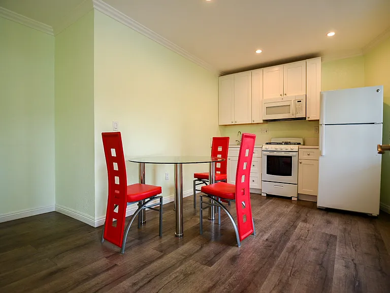 1161 W 37th Dr #1161 — Photo 5