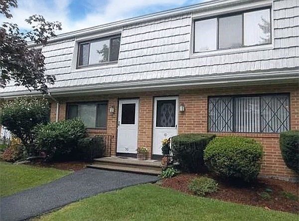 1st image of 50 Farrwood Dr #50
