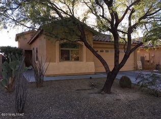 6628 E Ladonna Ln, Tucson, AZ 85756
