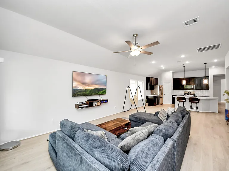 20755 Sunseed Dr — Photo 12