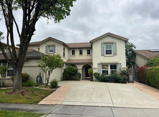 2424 Sandpiper Ln, West Sacramento, CA 95691