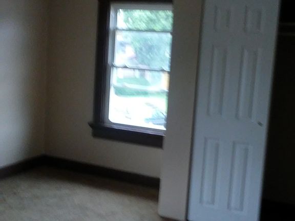 3rd image of 2 Lucerne Ave
