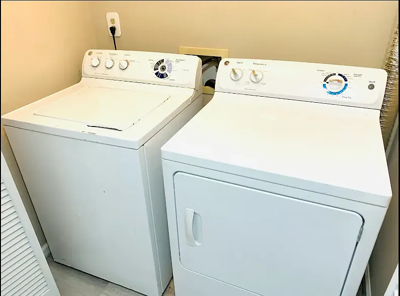 2 bed, 700 sqft, $1,550 — Photo 4