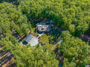 2016 Deep Creek Rd, Palmyra, VA 22963