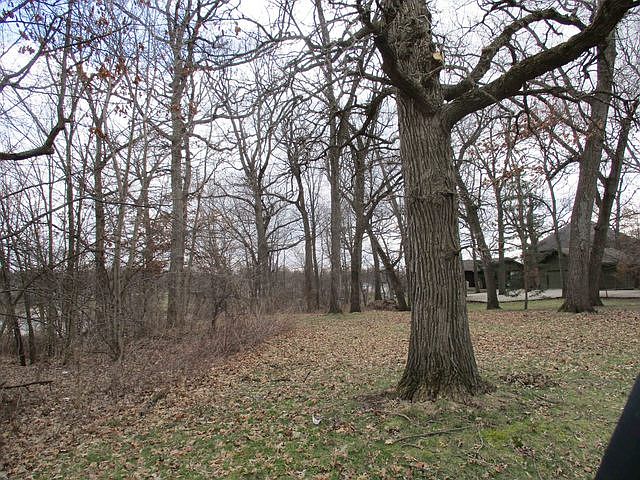 1st image of 1103 Holiday Dr