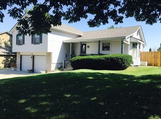 1227 N Davis Rd, Independence, MO 64056