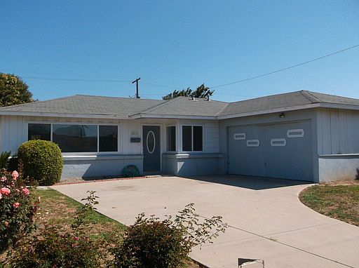 1st image of 1013 W Pine Ave