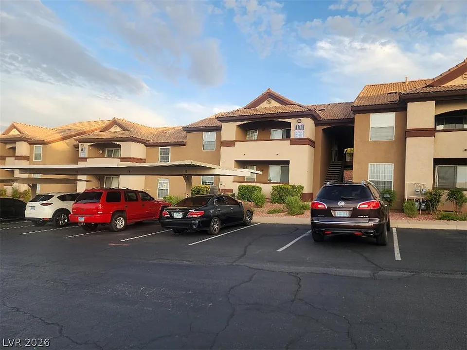 231 Horizon Ridge Pkwy #1127