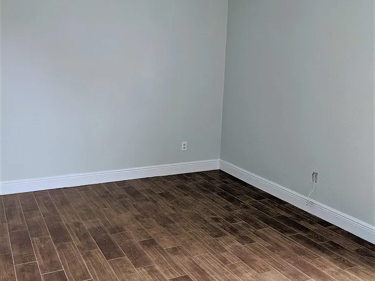 9515 Woodbreeze Blvd — Photo 25