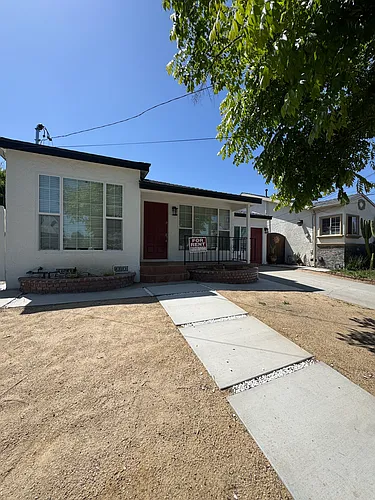 13637 Washington Ave Photo 1