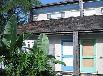 1st image of 828 Oakleigh Ave