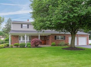 73 Hilltop Blvd, East Brunswick, NJ 08816