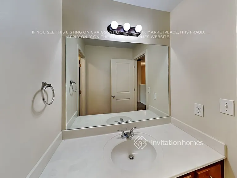 2465 Valley Creek Dr — Photo 19