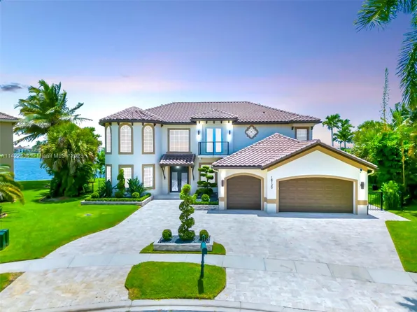 18720 SW 33rd Ct, Hollywood, FL 33029
