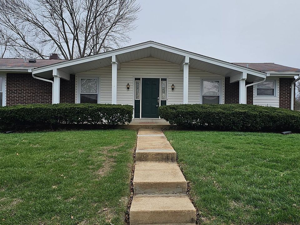 1st image of 11864 Featherwood Dr