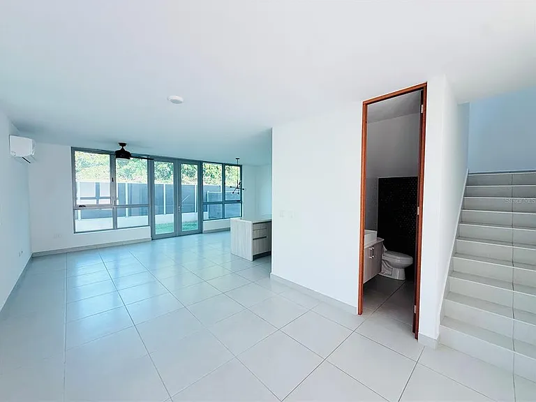 Urb Riviera Court 57 — Photo 8