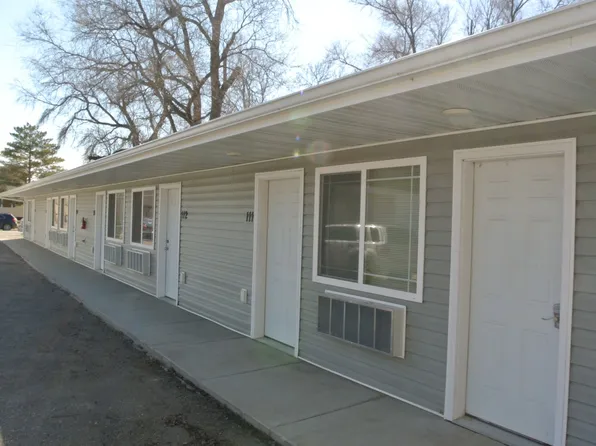 1800 East Burdick Expressway, 1800 E Burdick Expy #8, Minot, ND 58701