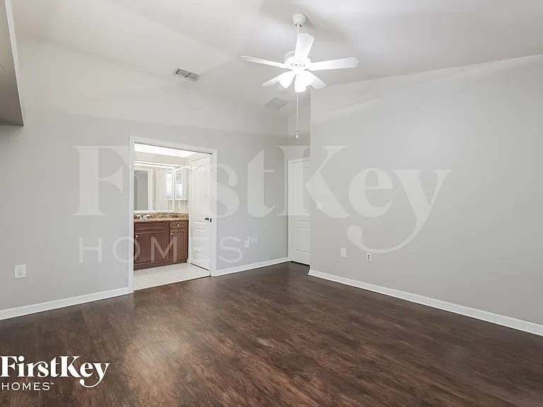 8285 Tahiti Rd — Photo 9