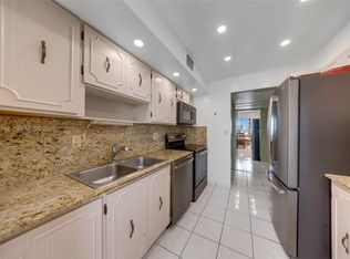 Ashleigh House Condo, Hallandale Beach, FL 33009
