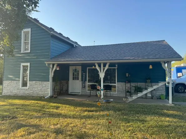 9230 W 271st St, Louisburg, KS 66053
