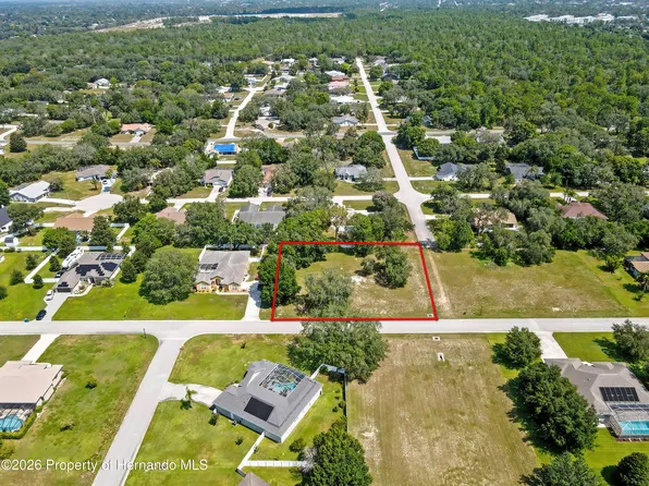 9 Deer St, Spring Hill, FL 34608