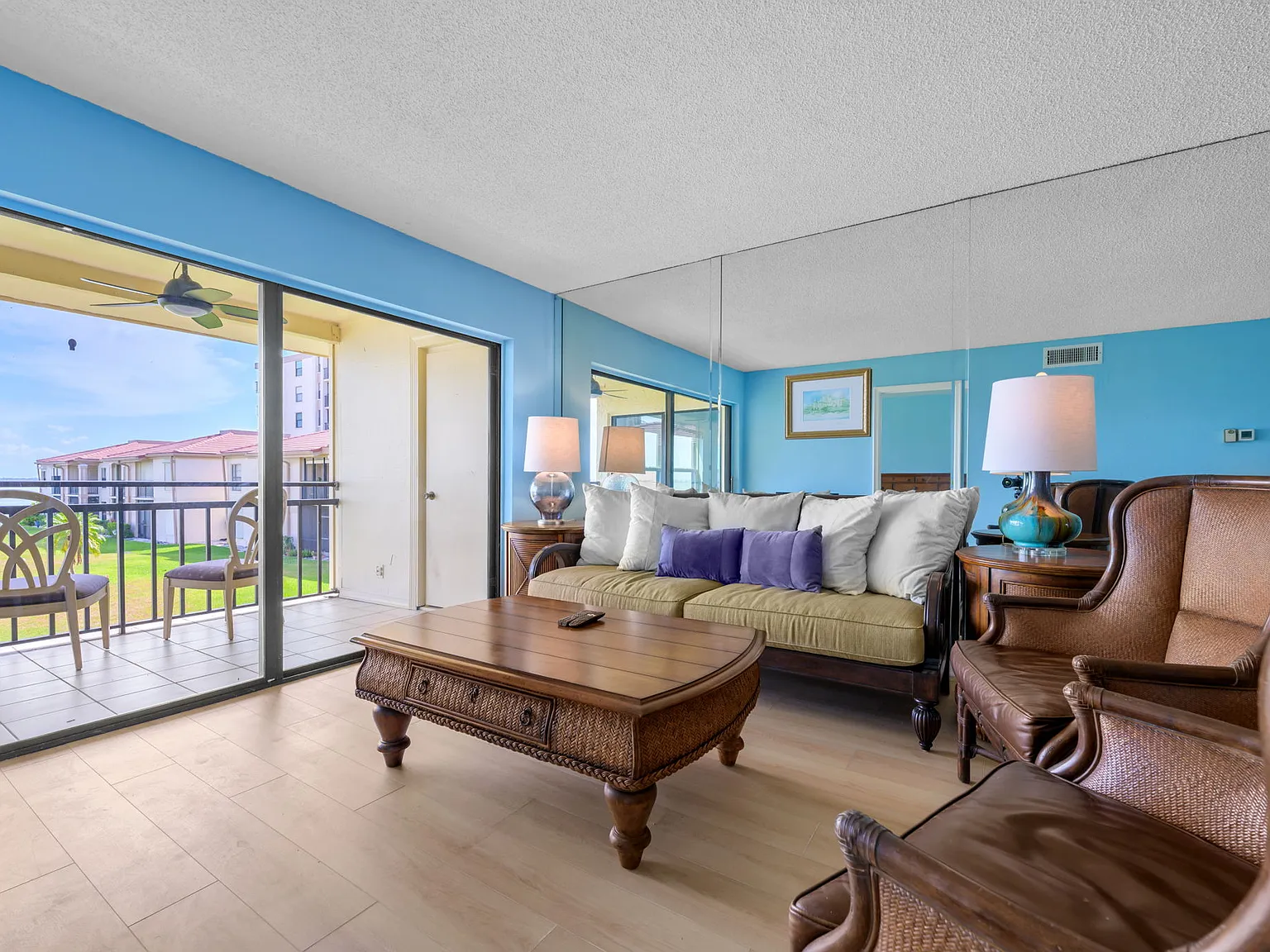 6177 Sun Blvd — Photo 2