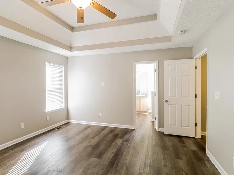 2098 Sugar Creek Falls Ct SE — Photo 11