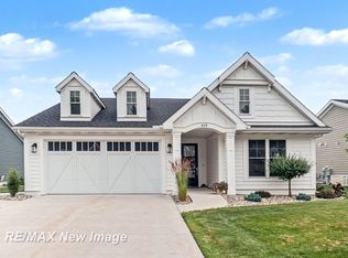 419 Copper Leaf Ct, Midland, MI 48642