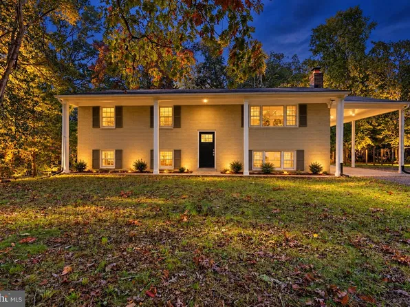 6208 McKay Dr, Brandywine, MD 20613