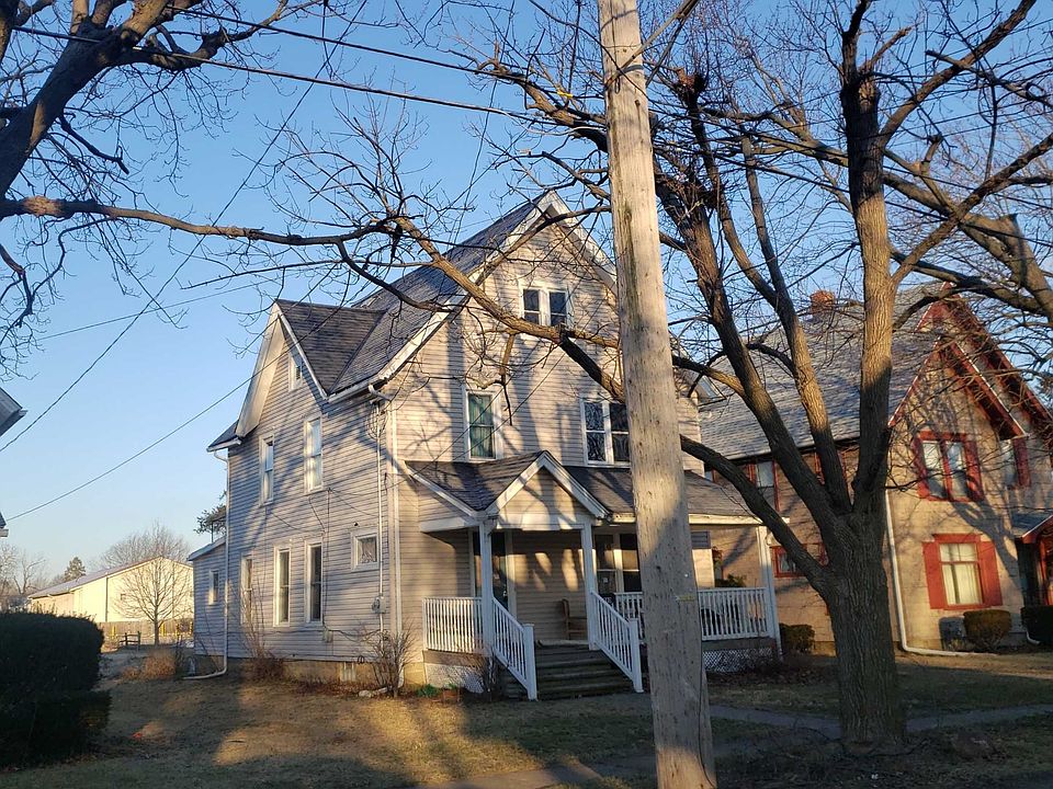 2nd image of 890 Exchange St