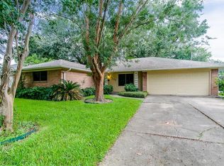 2712 Oaks Dr, Pasadena, TX 77502