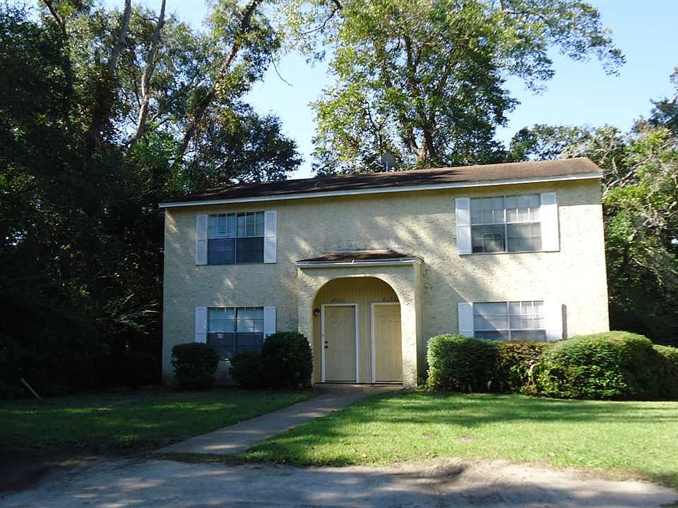 1st image of 2000 Pecan Ct