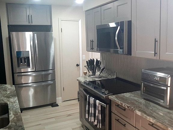 2nd image of 403 S Bluford Ave