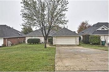1st image of 3608 Cliff Oaks Dr