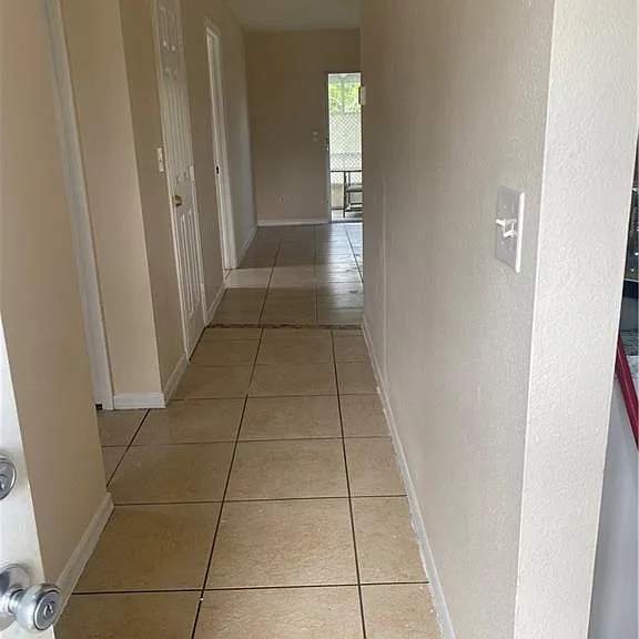 2402 Lantana Ave #2402 — Photo 9