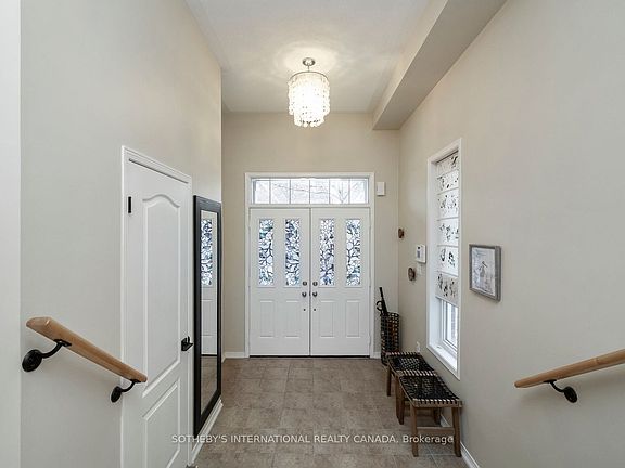 3rd image of 114 Strandmore Cir