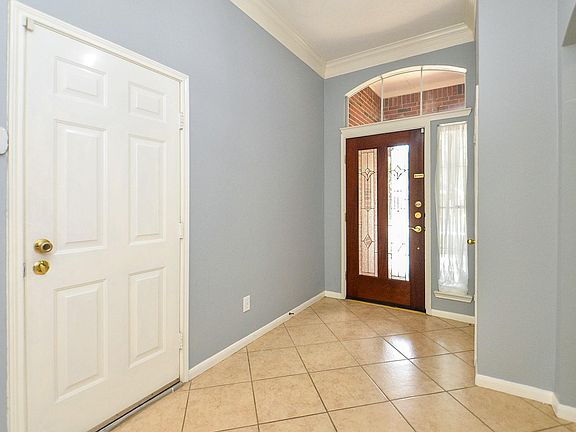 5th image of 4222 Lakeshore Forest Dr