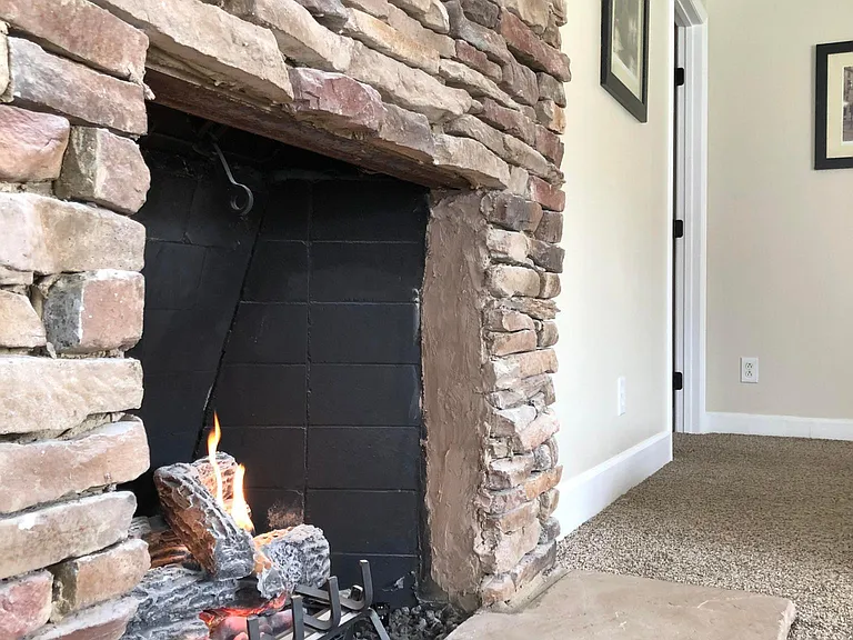 1184 Johnson Rd — Photo 6