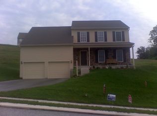 13 Bryn Way, Mount Wolf, PA 17347