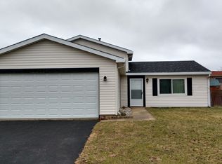 737 Rockhurst Rd, Bolingbrook, IL 60440