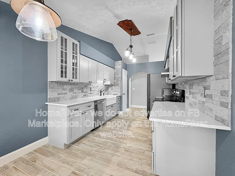 4021 NE 6th Ct — Photo 7
