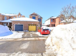 34 Ridwell St, Barrie, ON L4N0W7